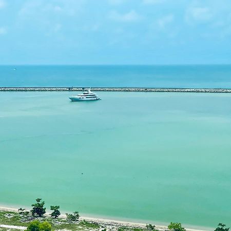 New Seaview Families Suite - Breezy Blue Kuala Terengganu Exteriör bild